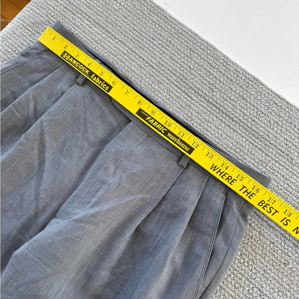 Joseph & Feiss Gray Wool Pleated Trousers Dress Pants Size 32